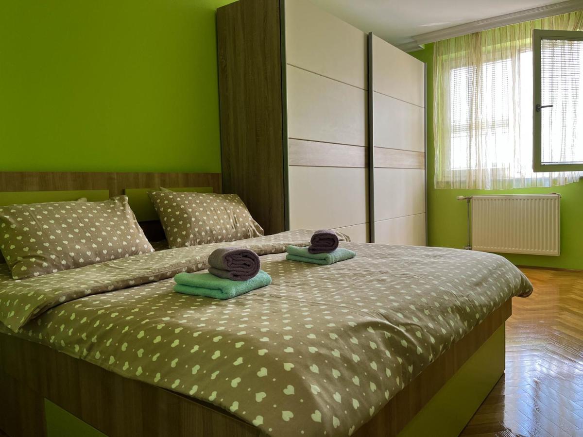 Apartman Ruby Добой Екстериор снимка